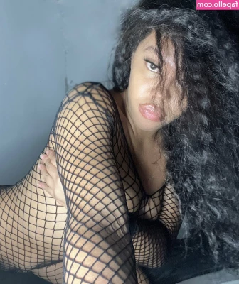 Daniela Garcia [ daniela-garcia ] - Titty sucking is an artform