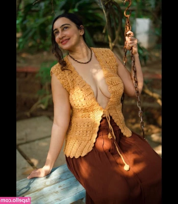 Megha Shukla [ megha-shukla ] - 🔥Full Duo Vid🔥[16 min]  It's late at night, we just had dinner