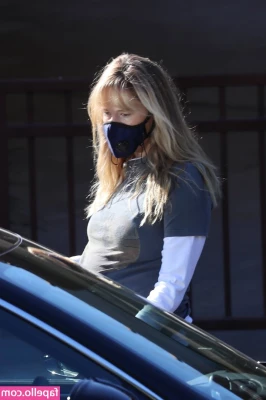 Jennifer Lawrence [ jennifer-lawrence ] - Slurp slurp