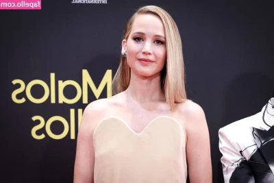 Jennifer Lawrence [ jennifer-lawrence ] - I do love my Ass fucked too  but side ways on  so I can look into