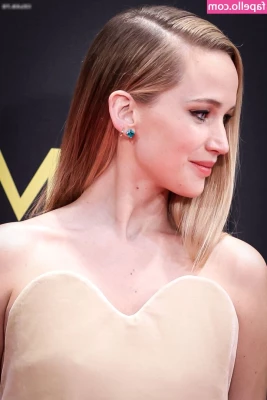 Jennifer Lawrence [ jennifer-lawrence ] - Come study with me  you choose the subject   Vieni a studiare con me 