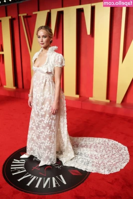 Jennifer Lawrence [ jennifer-lawrence ] - LOL so Mondays will be request Monday  so all requested videos will