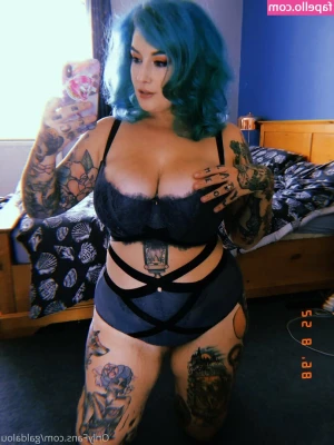GaldaLou - Mother's Day means MILF Day and I have some pretty mommy melons $20