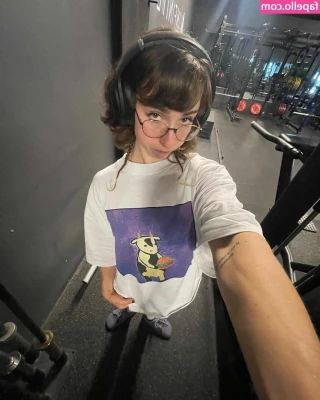 leanbeefpatty [ leanbeefpatty-1 ] - Done with ACL day 2!!! Only one more day left, pray for my feet (pray