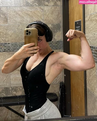 leanbeefpatty [ leanbeefpatty-1 ] - A sneak peak before I leave 🐈‍⬛