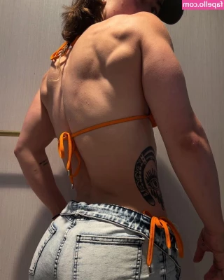 leanbeefpatty [ leanbeefpatty-1 ] - just got fucked tee hee :)