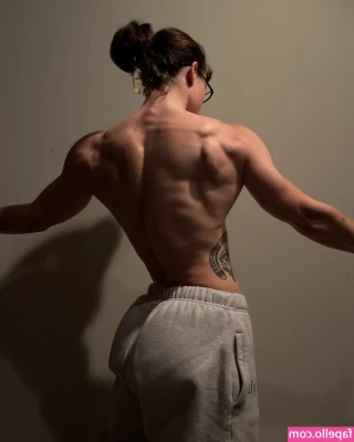leanbeefpatty [ leanbeefpatty-1 ] - I was trying to show off my crop, and well Hubby did a real