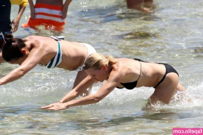 Naomi Watts [ naomi-watts ] - Back to basic! Calves. 😚 you like?