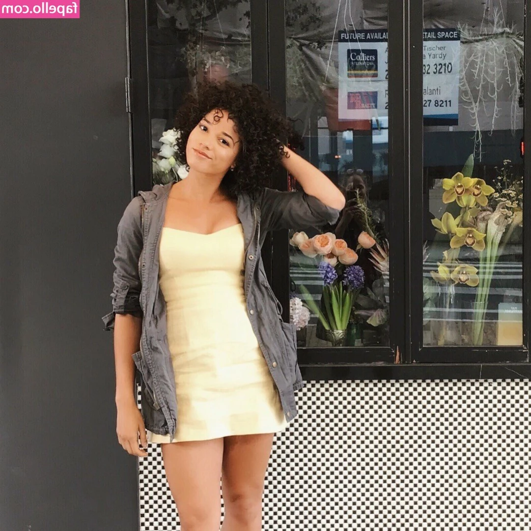 Alisha Wainwright [ alisha-wainwright ] - New hair, who’s this?