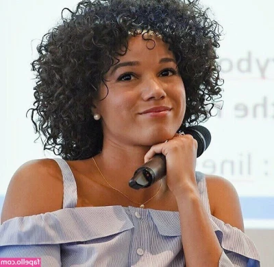 Alisha Wainwright [ alisha-wainwright ] - im so bored....someone message me