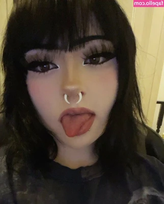 lexloia - Goodmorningg💋cum say hi and let’s have fun!  I have some morning