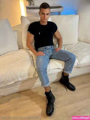 deniangel - Fucking horny