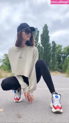 adelmorelproduction - Je suis i très chaude ce soir et toi ? ❤️💕😈
