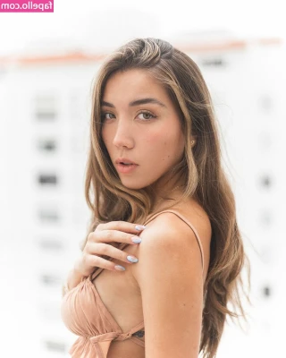 stephy_licea [ stephy-licea ] - I know which one you all prefer.