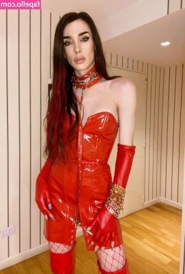 fire_gal [ fire-gal ] - Bend me over