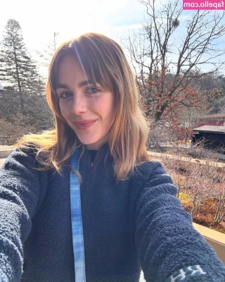 Kiernan Shipka - you will worship me
