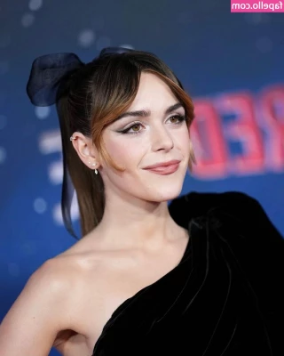 Kiernan Shipka [ kiernan-shipka ] - 𝒴ℯ𝓈 𝒻𝒶𝓉𝒽ℯ𝓇