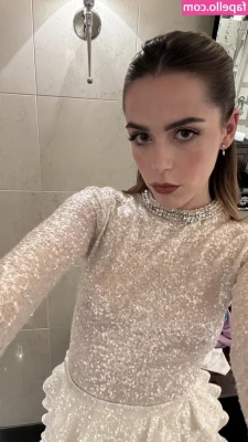 Kiernan Shipka [ kiernan-shipka ] - Thinking of a few piercings to spice things up