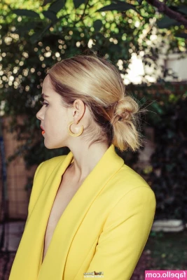 Kiernan Shipka [ kiernan-shipka ] - Behind the scenes for the big lifestyle shooting - and the