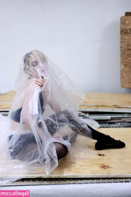 Kiernan Shipka [ kiernan-shipka ] - life in plastic, it's fantastic 💅