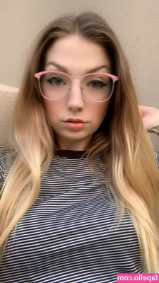 reallyyrenee - I love giving Head