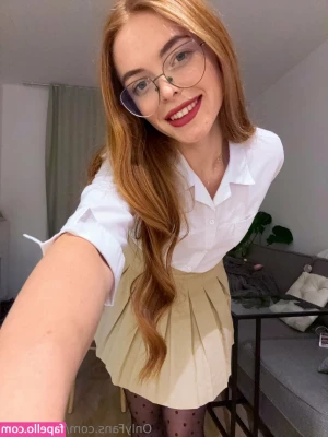 jane_stone [ jane-stone ] - Do you like my outfit 😏