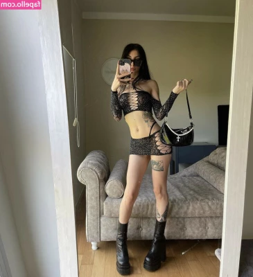 badkabrona - You make me feel so slippery between my thighs😍