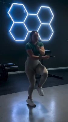 Vivian Saldana [ vivian-saldana ] - Fat cock for Fat Tuesday 🍆