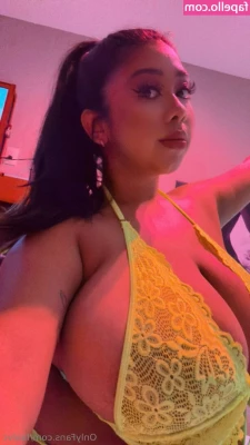 Estephania Alvarez [ estephania-alvarez ] - are you ready for the weekend  we should plan to do something fun