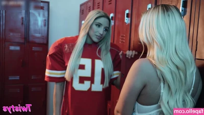 Abella Danger [ abella-danger ] - I like how I look when I give a blowjob, don't you?