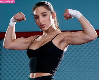 Abella Danger [ abella-danger ] - 𝔗𝔥𝔯𝔬𝔴 𝔟𝔞𝔠𝔨 𝔱𝔬 𝔱𝔥𝔢
