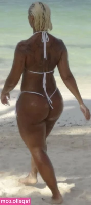 naomisharon - Q: Where do you prefer a guy to cum? Inside, tummy, ass... ect.   A: