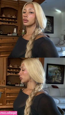 naomisharon - just finished a striptease vid.... who wants to see it? send a tip