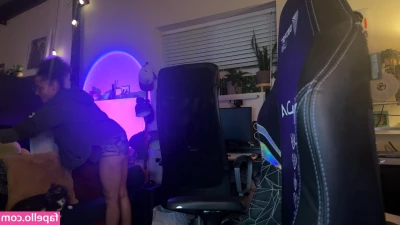 BlackKrystel - Apenas vamos a regresar una disculpita me comunico con ustedes