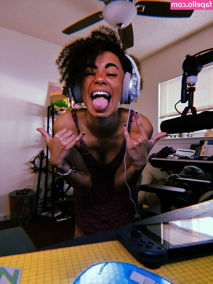 BlackKrystel - New video dropping tomorrow   I want to decorate your dick like a