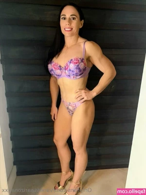 vanessaarizonaxxx - Beauty and wisdom are seldom found together