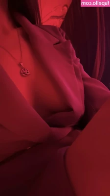 Liana_Fox [ liana-fox ] - What caught your eye