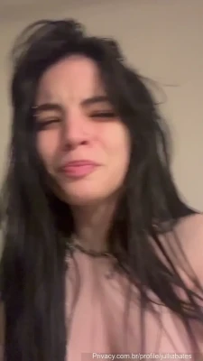 julliabates - Fresh out of the shower!