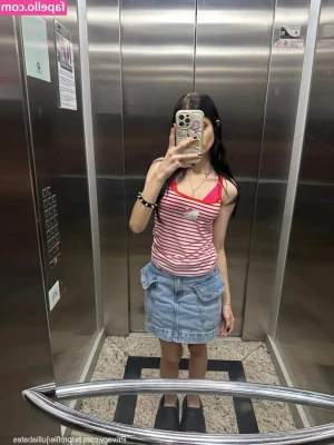 julliabates - Working on my new choreography, Cant wait to get back out to do some