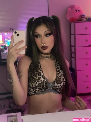 parisxkirby - I need to collect another sample tonight 🤭 Who's next?