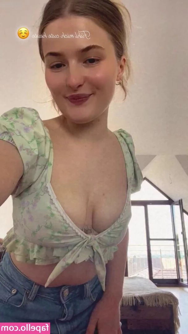 Lina Rode (LiDiRo) [ lina-rode-lidiro ] - Did someone turn the temperature up?🥵🤭