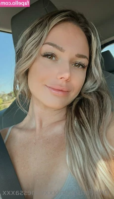 Xxxvanessaxxx - Late night