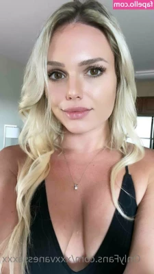 Xxxvanessaxxx - you’d slip these sexy little straps off of me, revealing my nice