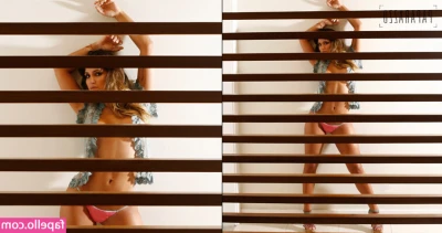 Danielle Souza [ danielle-souza ] - Here’s a little treat for you.