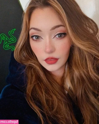 Alli Flanagan [ alli-flanagan ] - Who likes to 69? 😌🙋🏼‍♀️