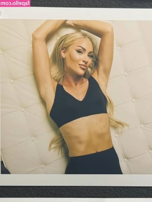 Alisha Lehmann [ alisha-lehmann-3 ] - Nothin but ass❤️🩷  How was your valentines day??