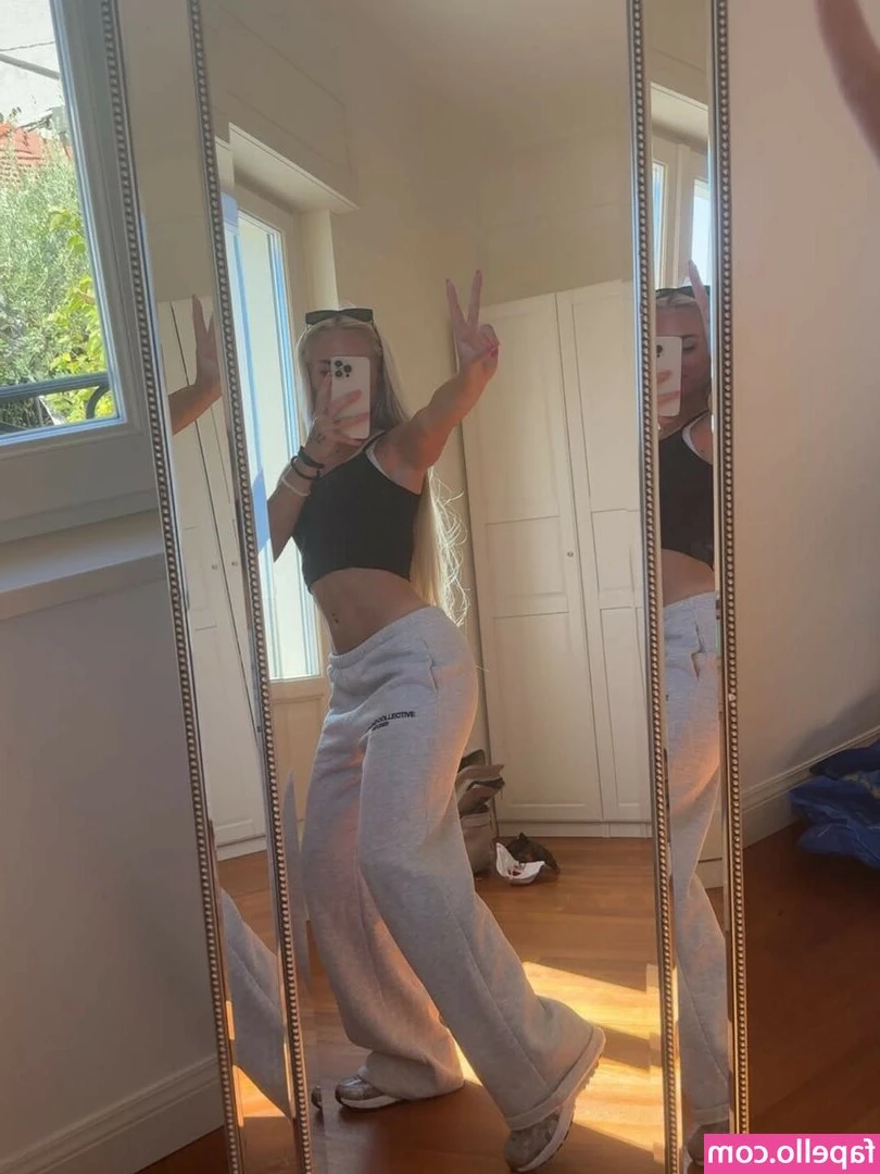Alisha Lehmann [ alisha-lehmann-3 ] - I'm waiting for you, message me😍