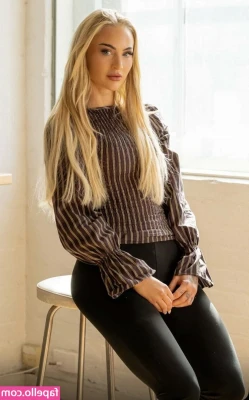 Alisha Lehmann [ alisha-lehmann-3 ] - A mood video, wish we were somewhere far away with you and just the