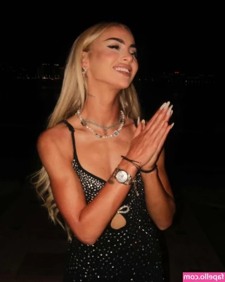 Alisha Lehmann [ alisha-lehmann-3 ] - More cum on my face from @apollorain