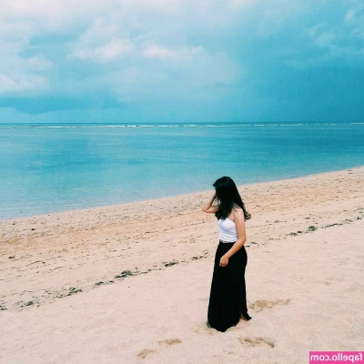 Glenda Wongso [ glenda-wongso ] - Video on request .. pumping and posing naked for u